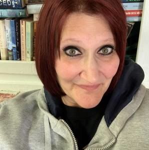 Meet your Posher, Lena